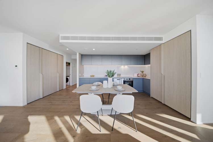 2901/10 Commerce Street City Centre_7