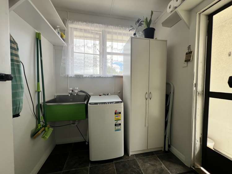 5 Guy Street Dannevirke_20