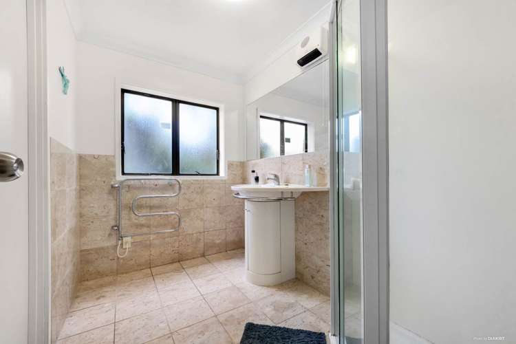 20a Devon Road Bucklands Beach_15