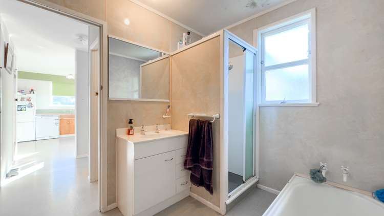 18 Kerepehi Town Road Kerepehi_9