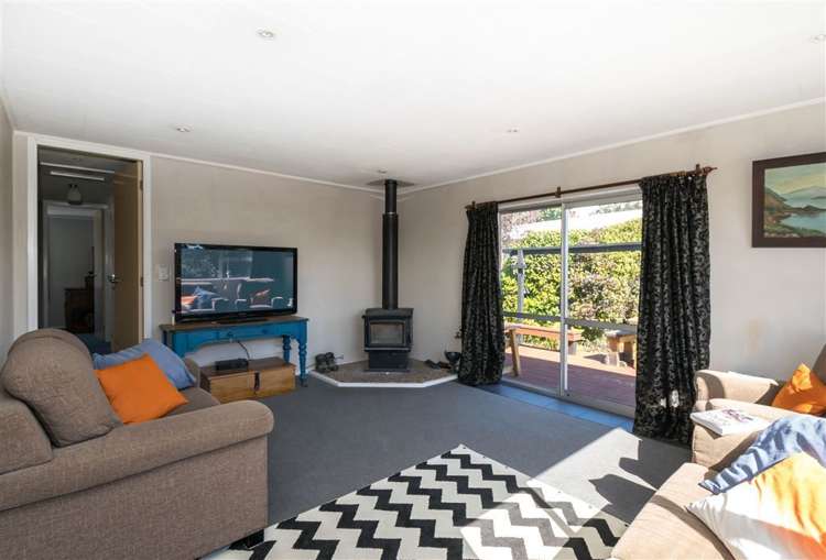 20 Rousehill Street Renwick_1