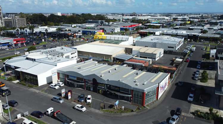 4/4 Freeman Way Manukau_0