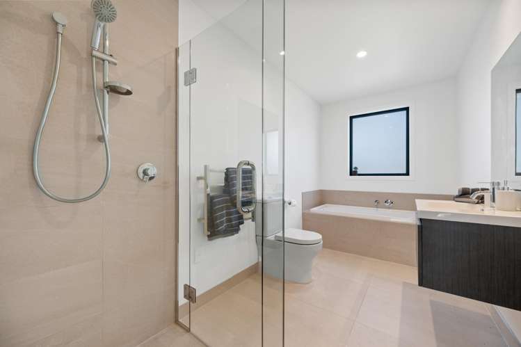 64 Howden Drive Jacks Point_13