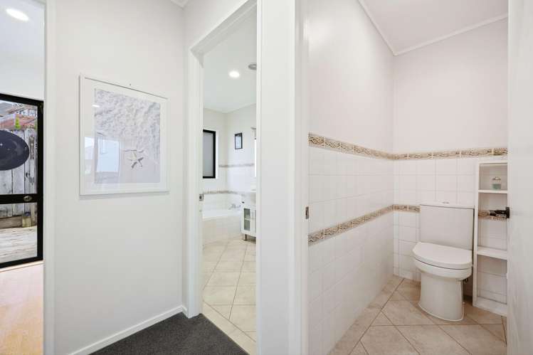 1/14 Kells Place Botany Downs_26