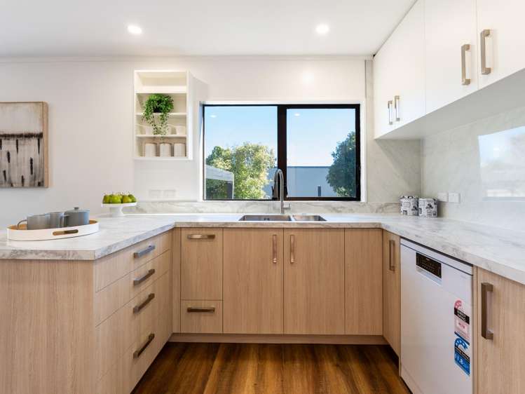 55 Beazley Avenue Paparangi_5