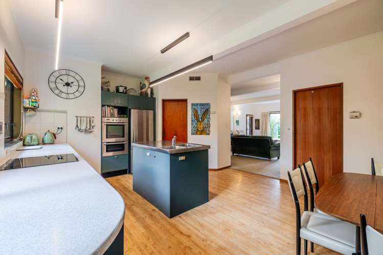 869b Main Street Roslyn_10