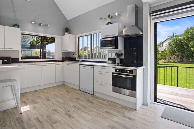 1 Mount Avenue Pauanui_9