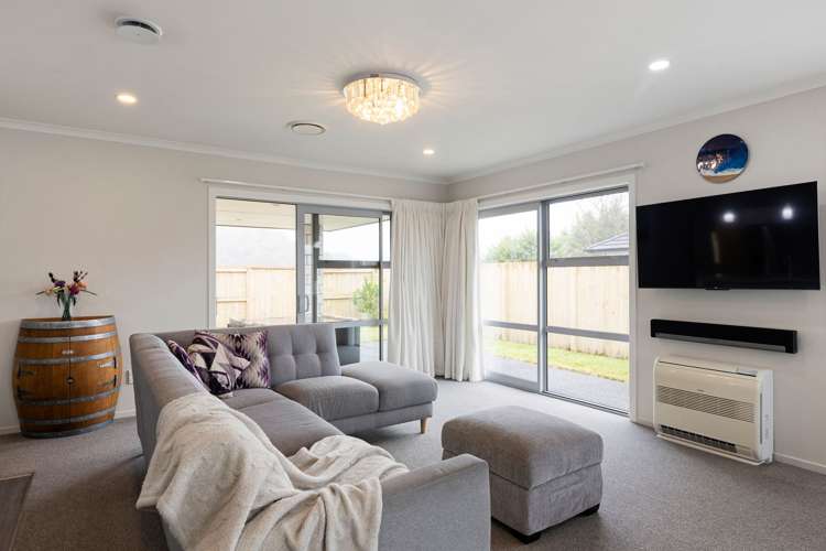 16 Oolong Court Huntington_8