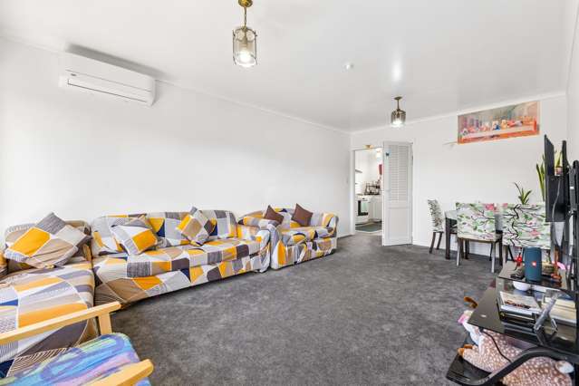 Move in Today, Invest or Downsize