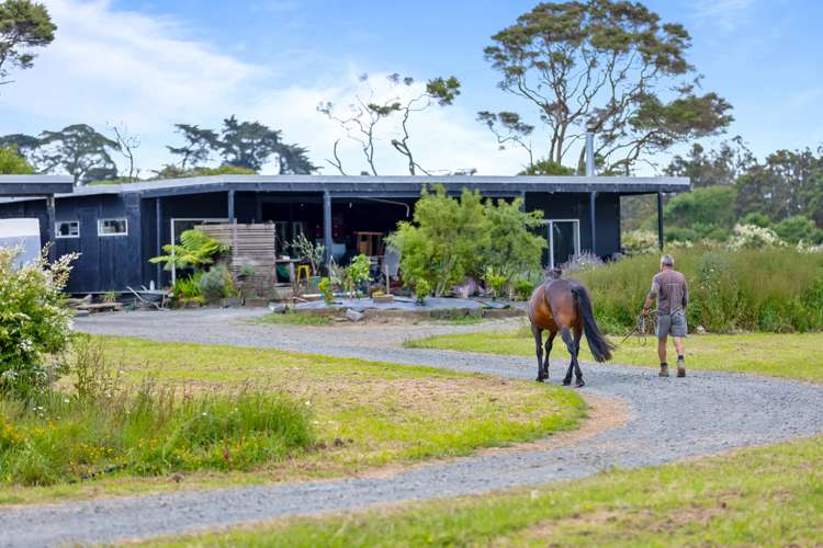 74 Brookvale Lane Taupaki_13