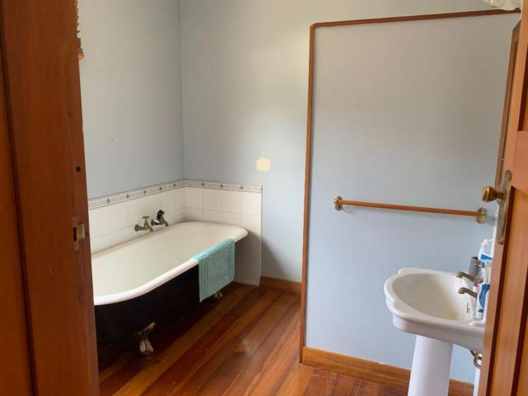 8 Manning Street Hamilton Central_14