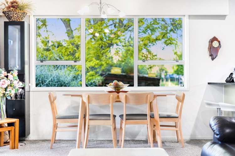 16 Langford Place Dairy Flat_19