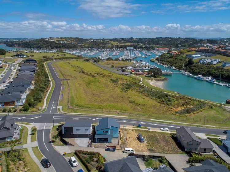 81 Pinecrest Drive Gulf Harbour_28