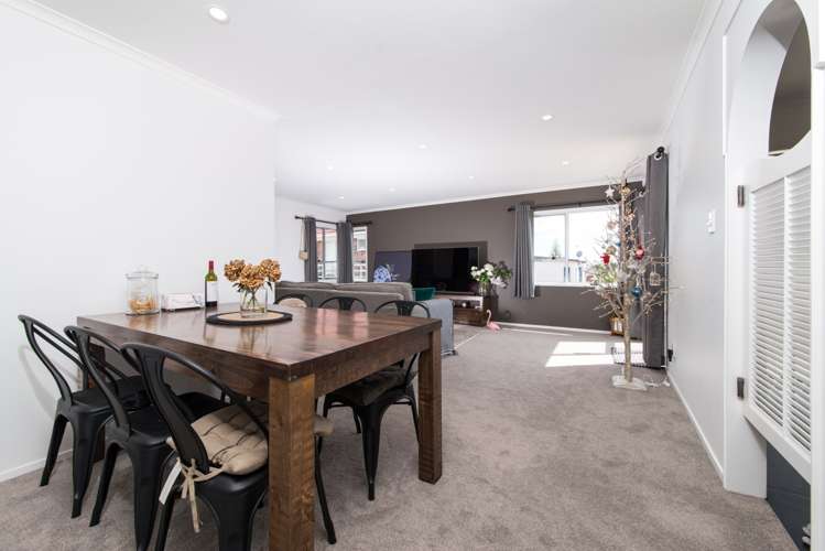 1/33 Te Atatu Road Te Atatu South_6