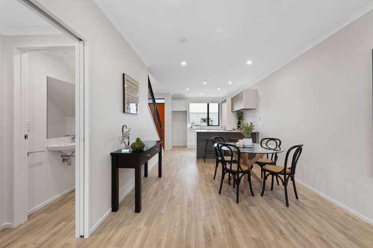 5 Tomtit Lane Flat Bush_9