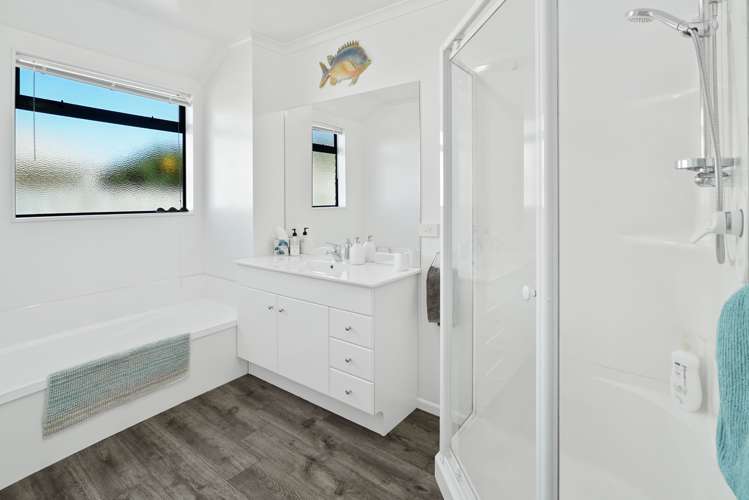 328 Suffolk Road Stoke_18