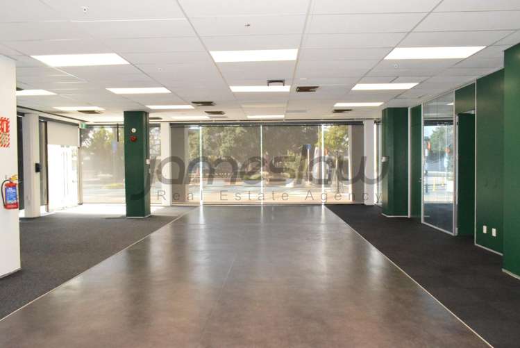 Ground/2 Osterley Way City Centre_7