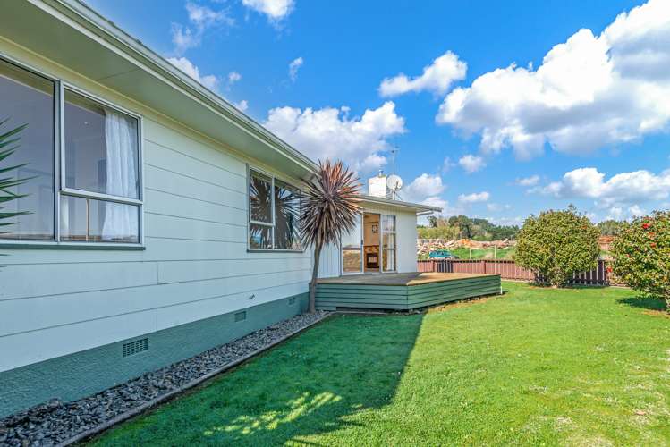 21 George Street Pahiatua_11