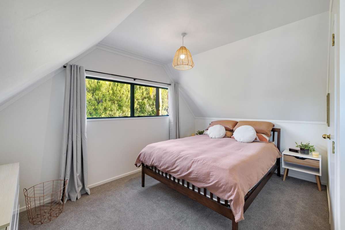 37A Meadowland Street_4