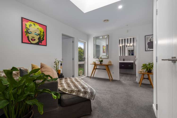 39 Waipunahau Road Waikanae_18