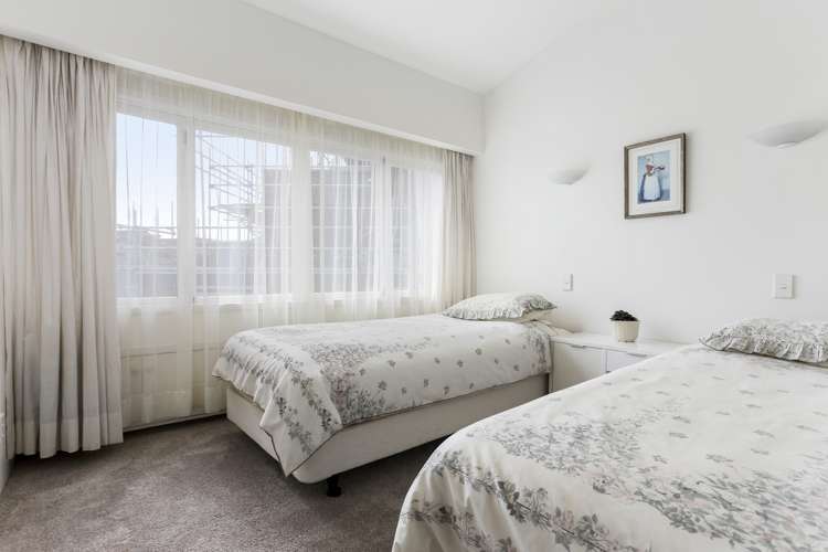 3/212 Hurstmere Road Takapuna_12