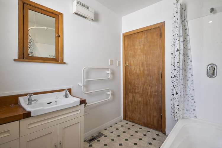 1 Centennial Avenue Helensburgh_13