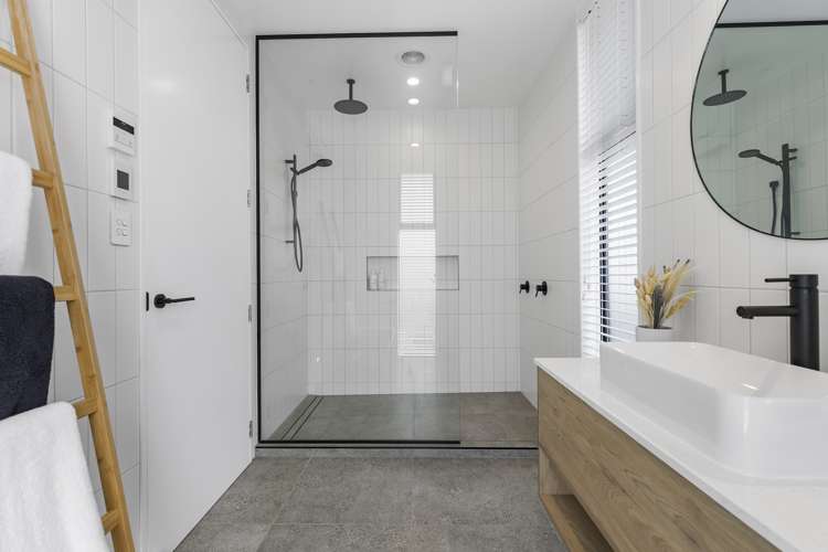 6 The Esplanade Pegasus_17