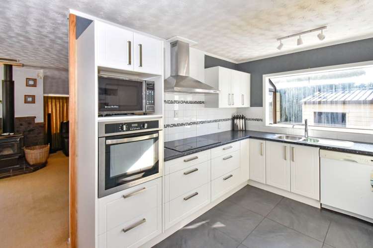399 Roscommon Road Manurewa_4