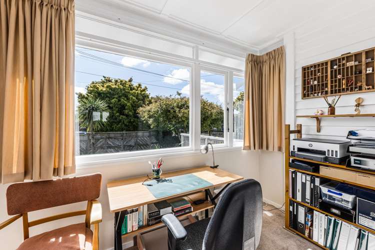 8 Invermay Avenue Mount Roskill_12