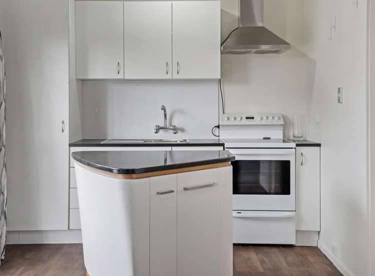 2/15 Sullivan Avenue_5