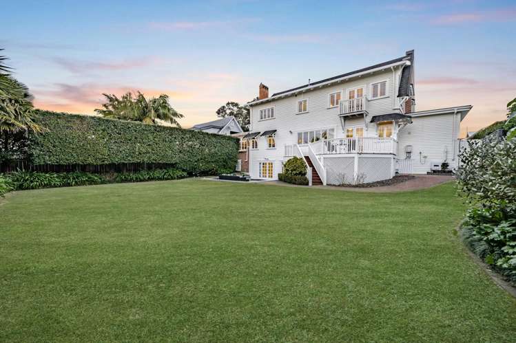 207 Hurstmere Road Takapuna_27