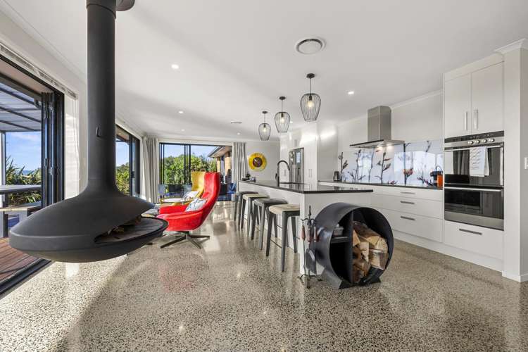 666 Te Hutewai Road Raglan_16