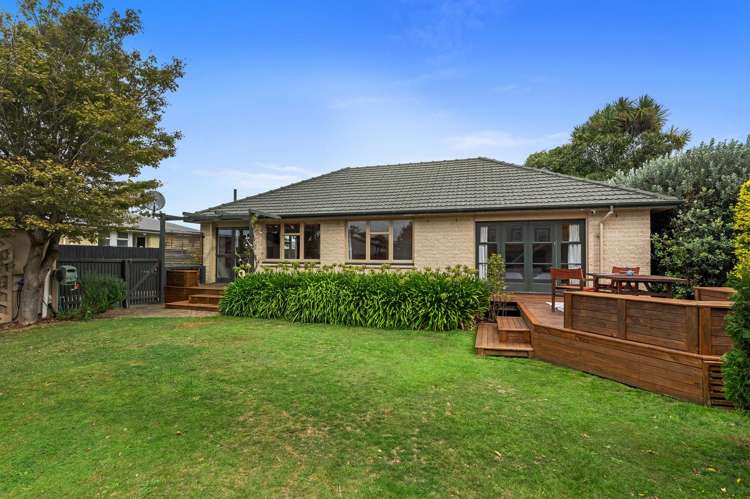 12 Saint Ives Street Harewood_6