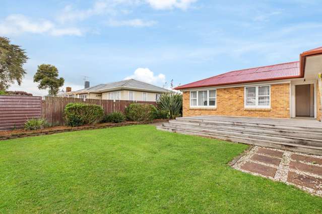 8 Rollerson Street Papakura_1