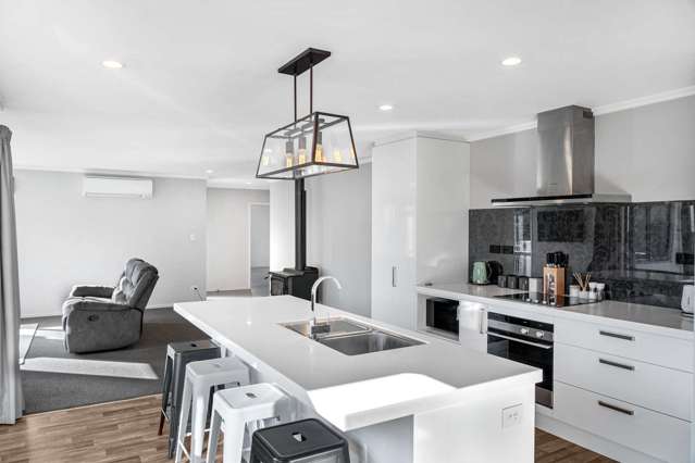 5 Magnetic Place Cromwell_4