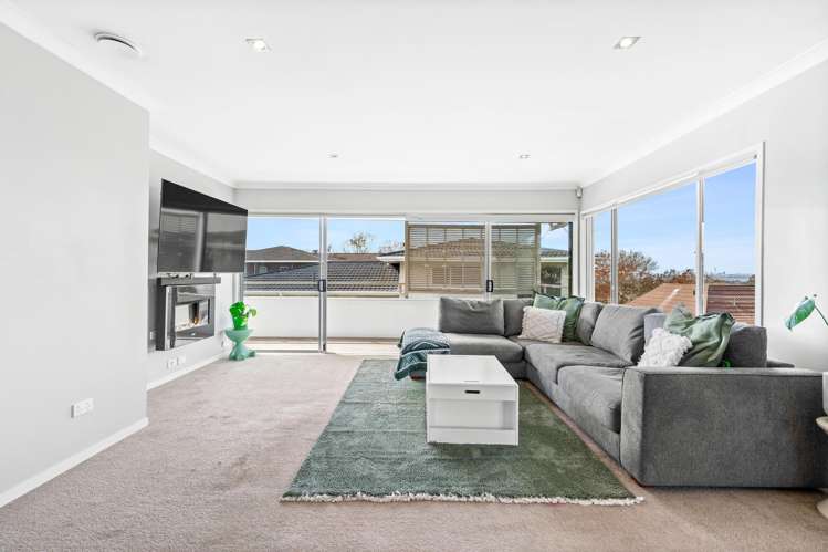 211 Royal Road Massey_13