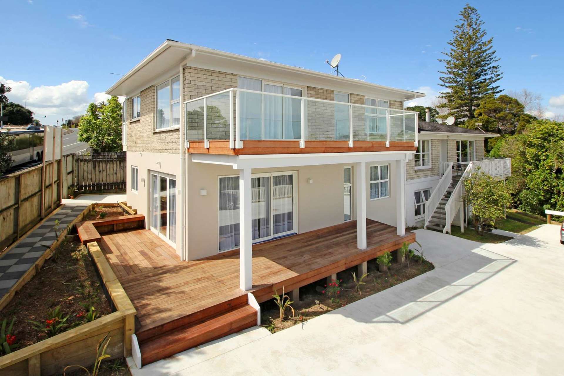 1/42 Esmonde Road Takapuna North Shore City Houses for Rent One