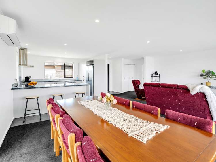 36 Varsity Heights Fitzherbert_13