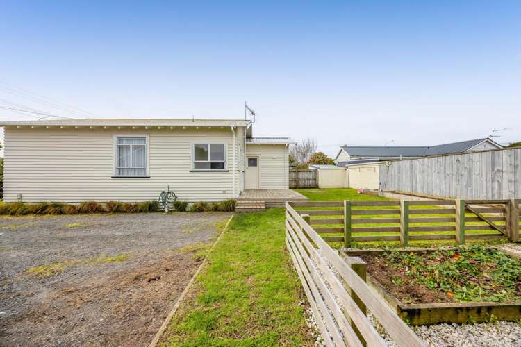 21 High Street West Waitara_24