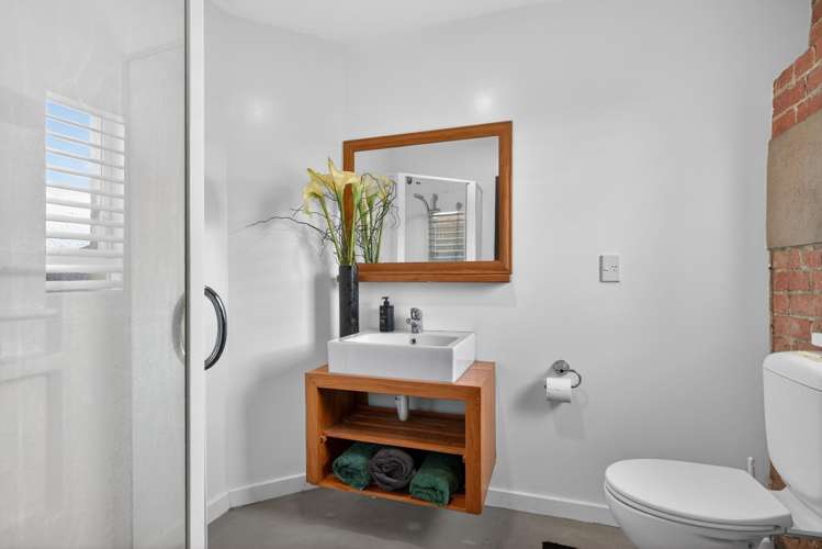 2/38 Bay Street Petone_17