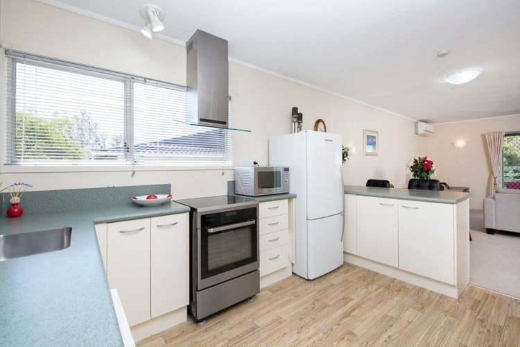 2/17 Vida Place Howick_9