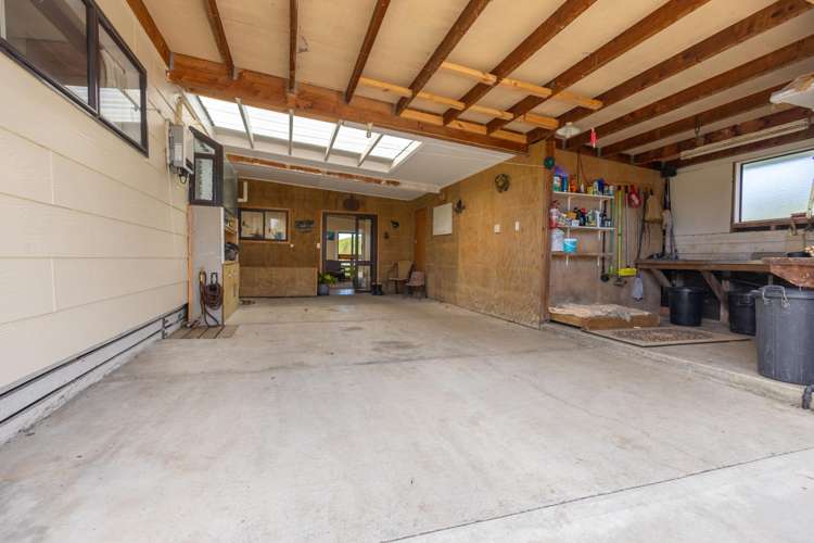 2277 Lake Road Frasertown_15