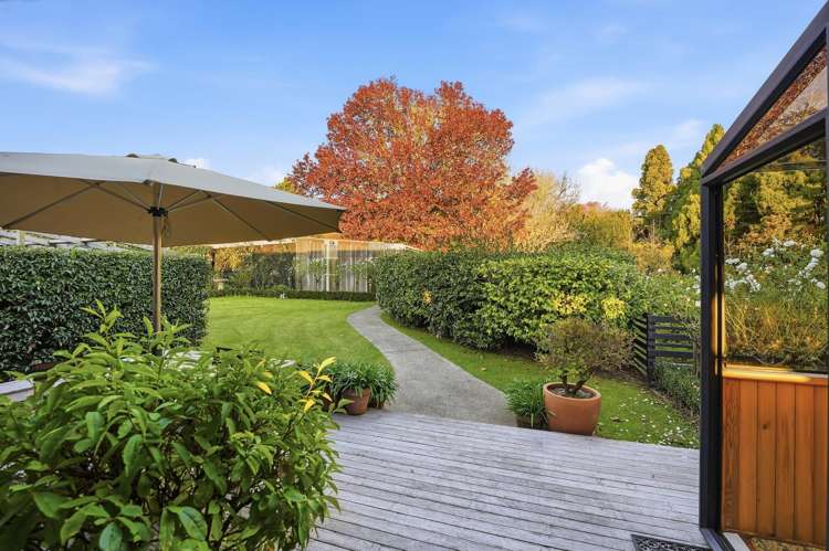 828 Ridge Road Riverhead_28