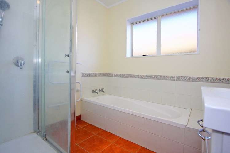 3 York Road Papatoetoe_8