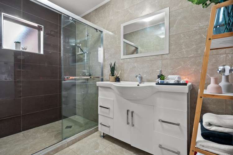 1 Bohola Rise Manurewa_12