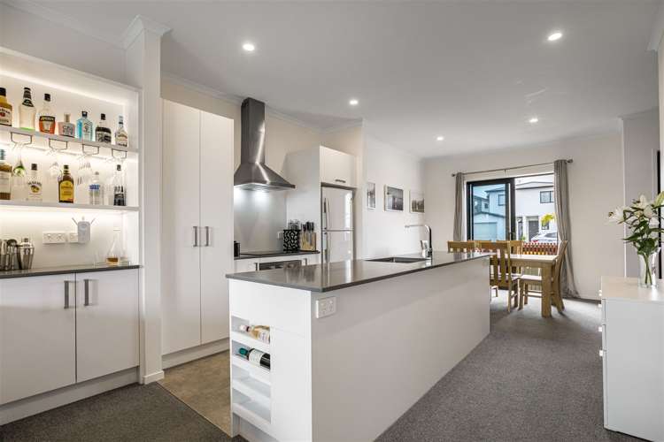 10 Parbhubhai Makan Lane Wai O Taiki Bay_2