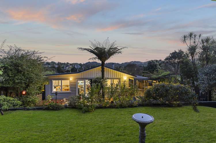 114 Captain Scott Road Glen Eden_5