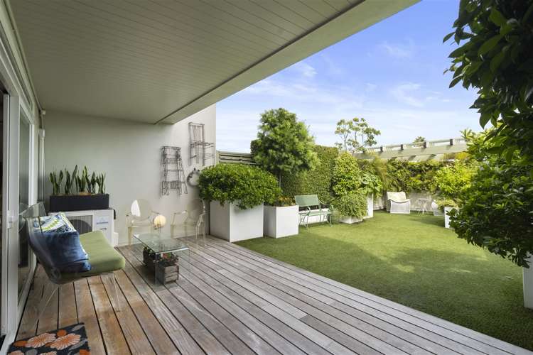 1a/2 Queens Parade Devonport_8