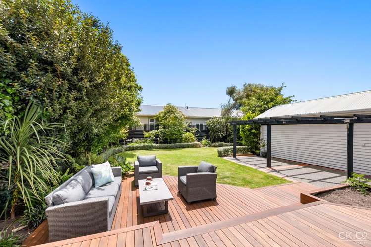 17 Saint Albans Grove Woburn_19