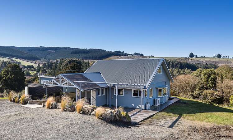 233 Leith Valley Road_0